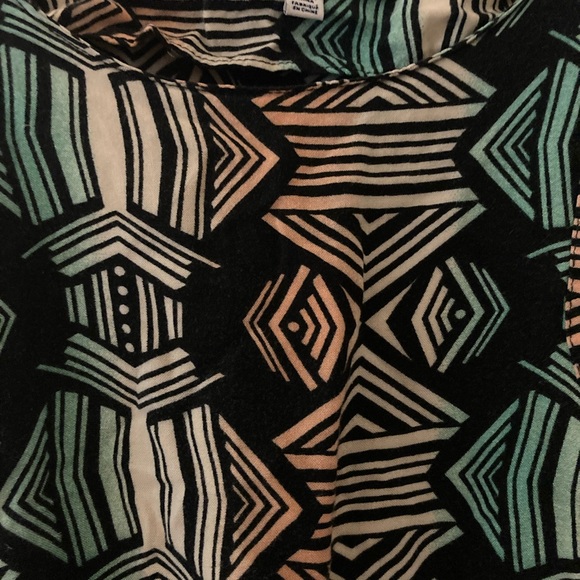 Geometric pattern summer jumpsuit size M/L - Picture 10 of 10